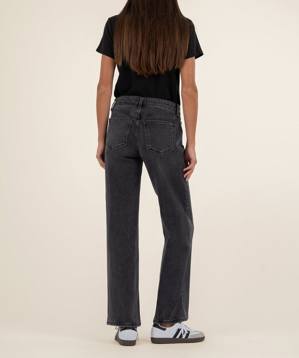 Selena Baggy Low Rise Straight Leg, Petite in Fateful Wash